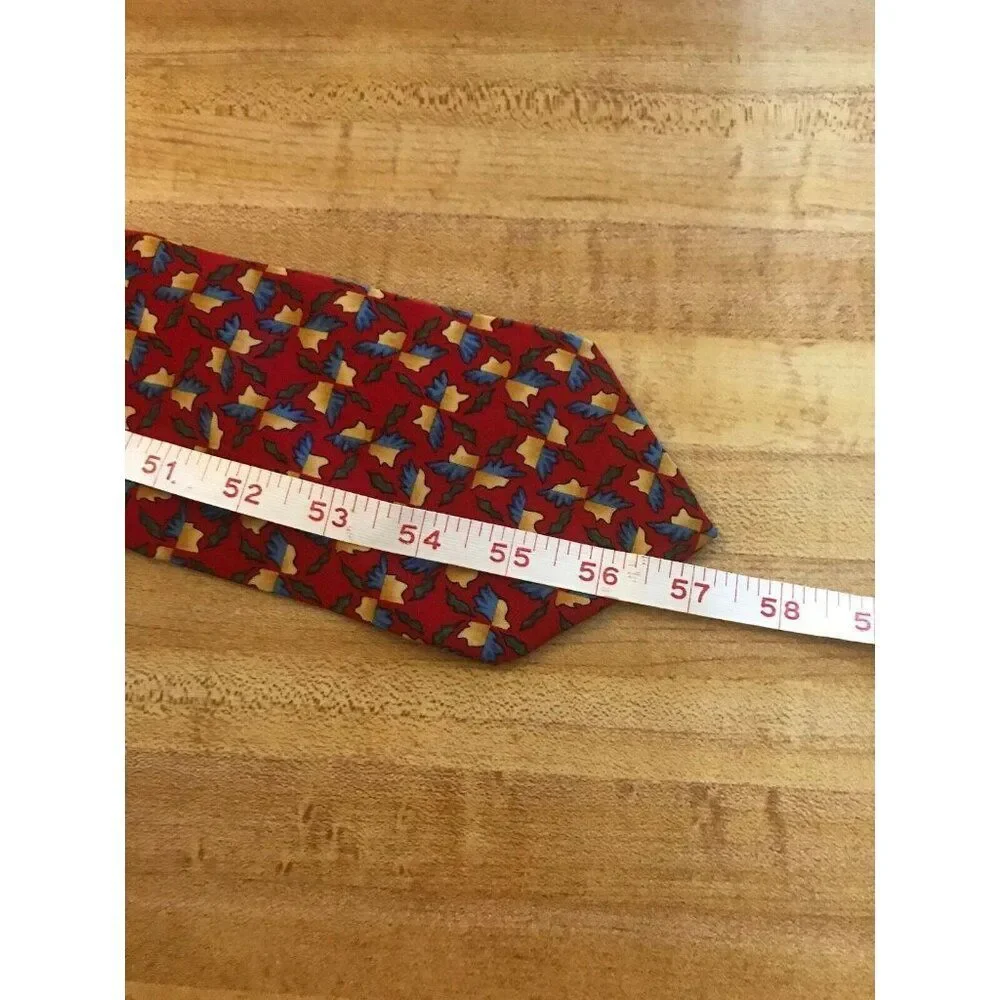 The Unbranded Brand #1152 red